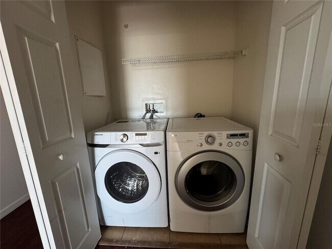 Building Photo - 11562 84th St Cir E