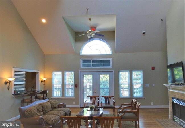 Building Photo - 3313 Wyndham Cir