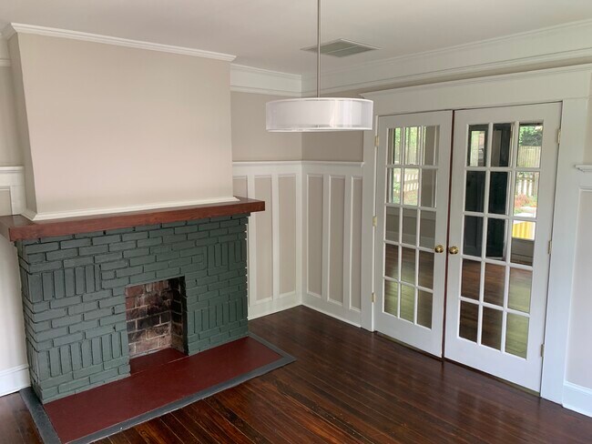 Dining Room - 15 Branham St NE
