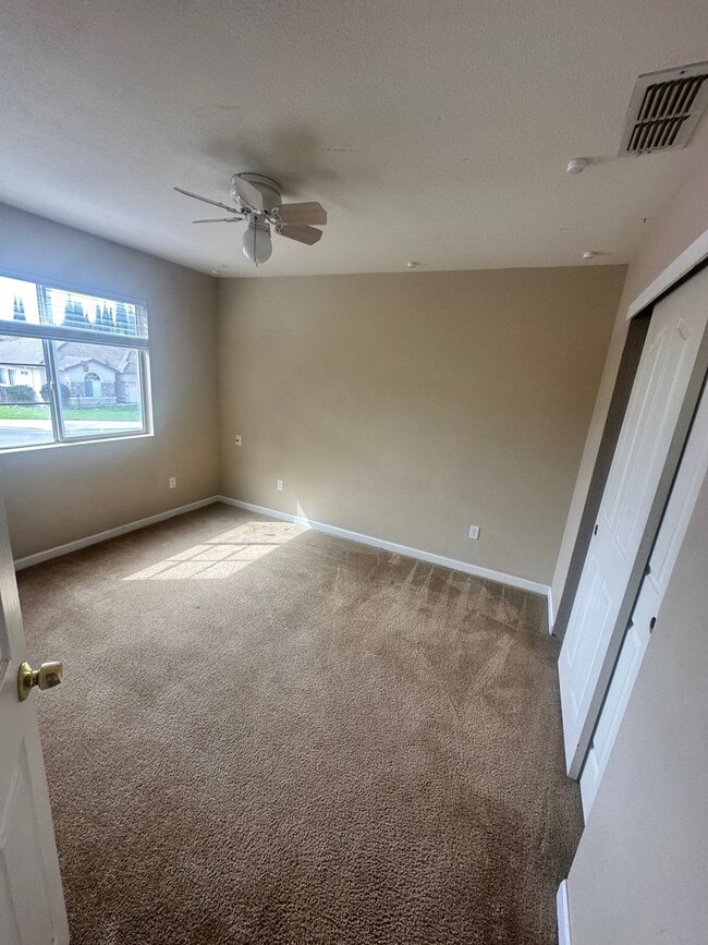 Building Photo - Need A Spacious  Home In Weston Ranch?