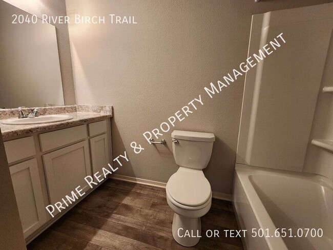 Building Photo - 2040 River Birch Trl