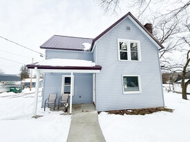 Building Photo - 602 Grove St