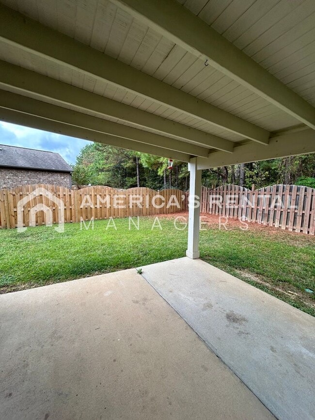 Building Photo - DEPOSIT PENDING! Home in Hoover!!! View with 48 Hours Notice!