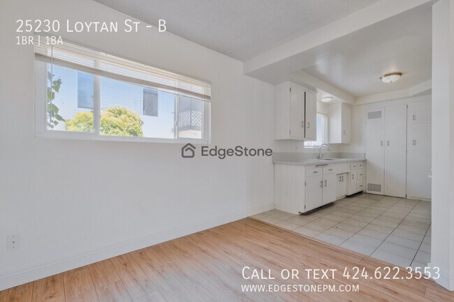 Building Photo - 25230 Loytan St