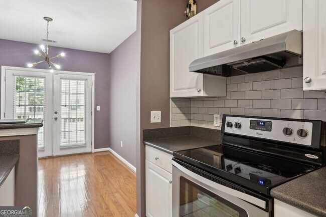Building Photo - 206 Spring Heights Ln