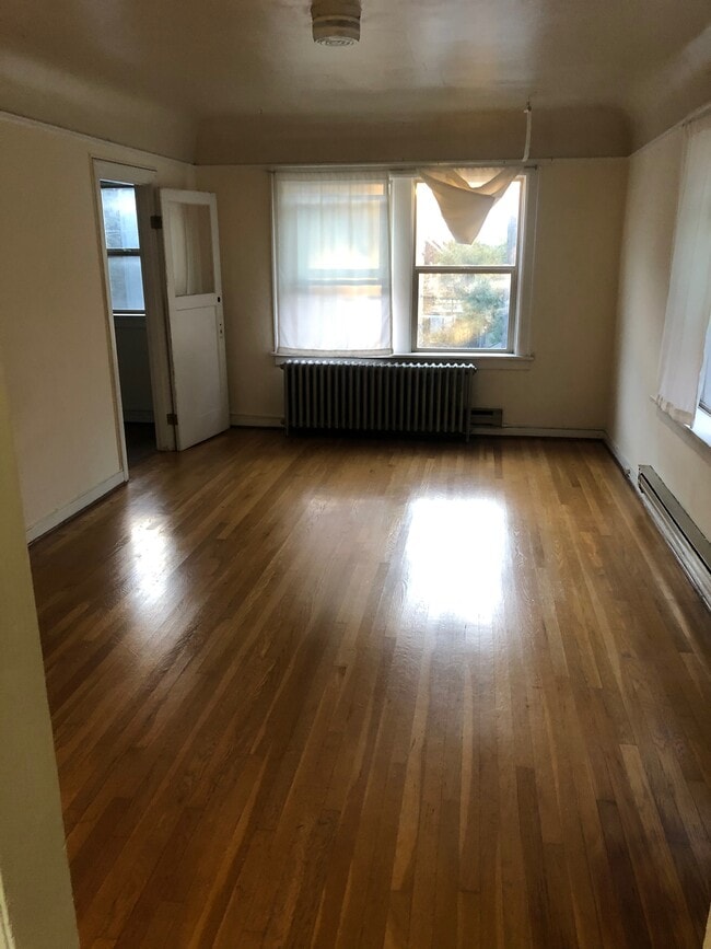 Building Photo - Amherst