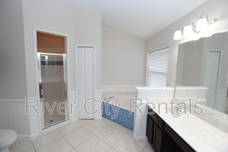 Building Photo - 116 Prince Phillip Dr