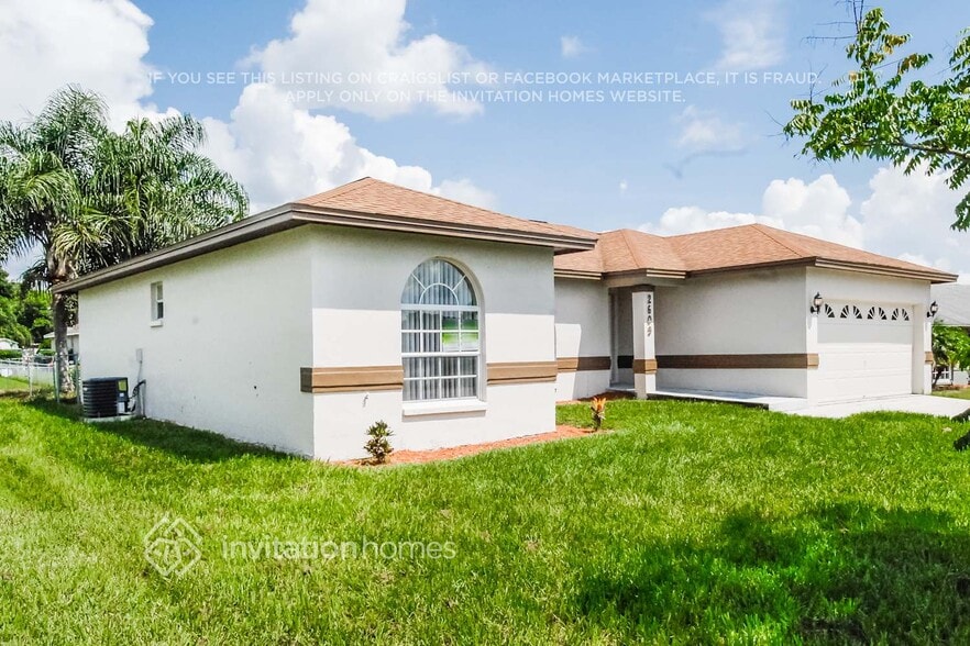 Building Photo - 2609 Everleth Dr