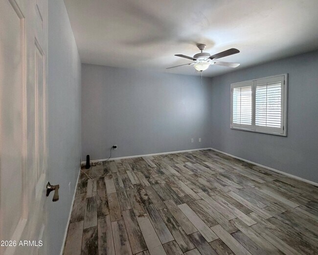 Building Photo - 11815 N 65th Dr