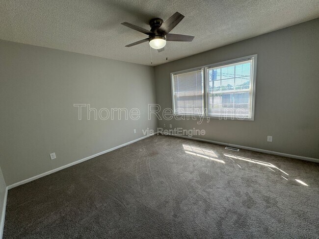 Building Photo - 616 S Boddie St