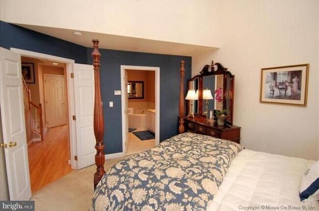 Master Bedroom #1 - 650 9th St SW