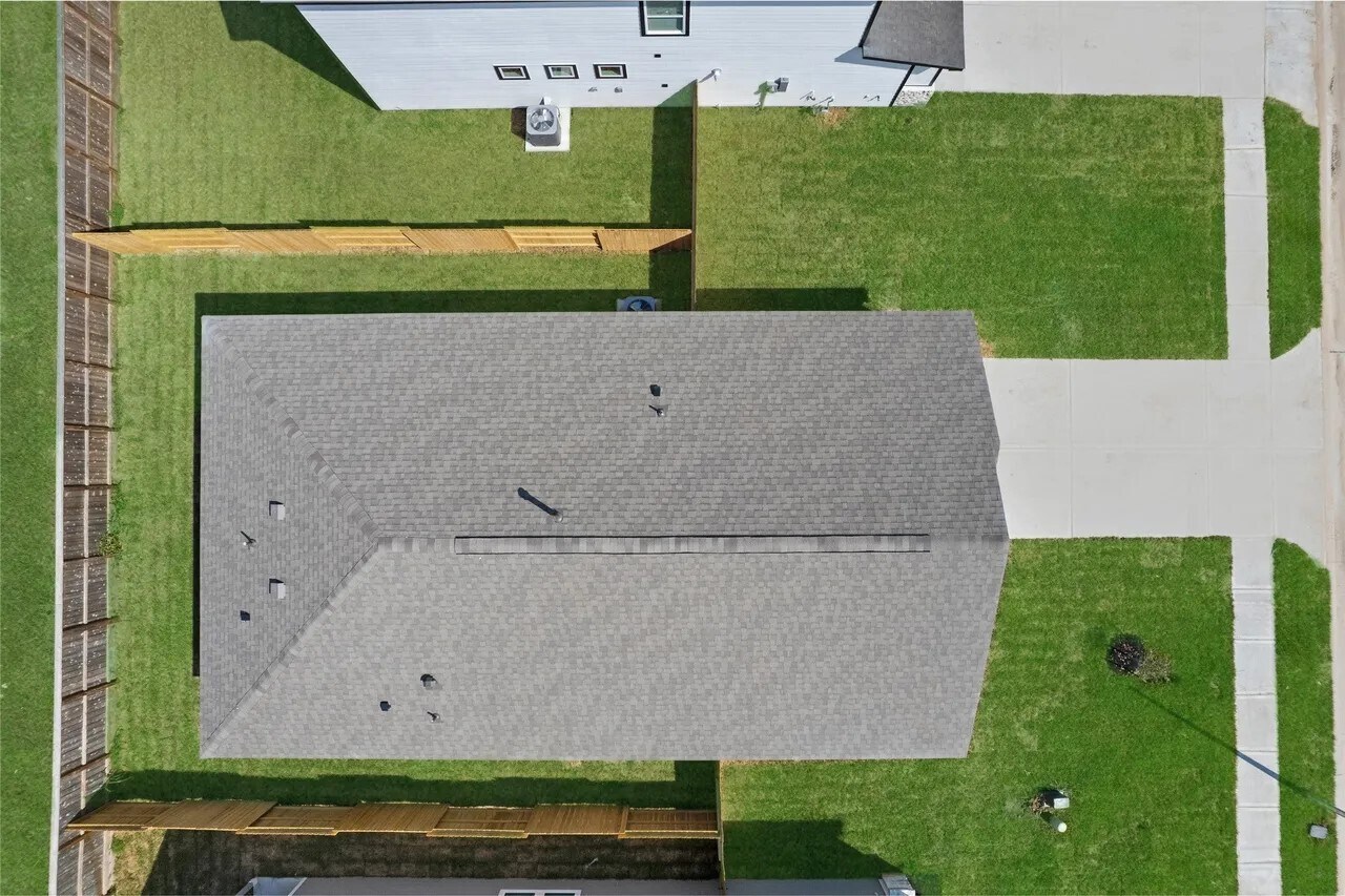 Building Photo - 1127 Santee Ct