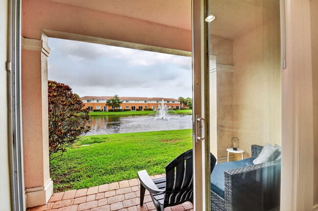 Building Photo - 7392 Briella Dr