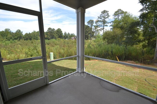 Building Photo - 1226 Bessie Ct