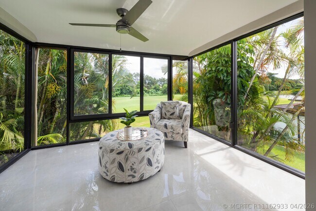 Building Photo - 8535 Casa Del Lago