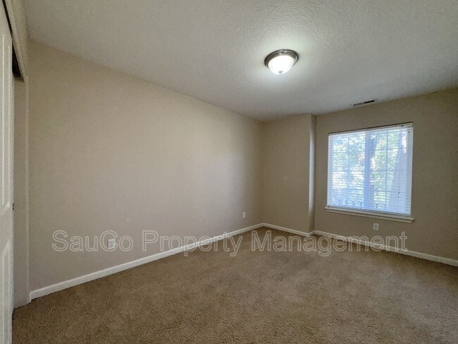 Building Photo - 3069 SW Lanterna Pl