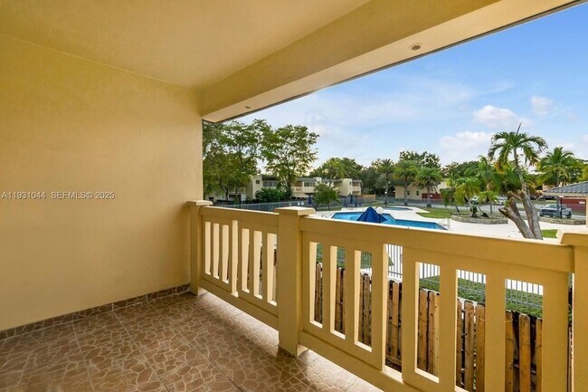 Building Photo - 8443 SW 137th Ave