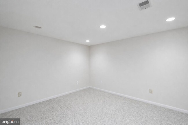 Building Photo - 3940 Kathryn Jean Ct