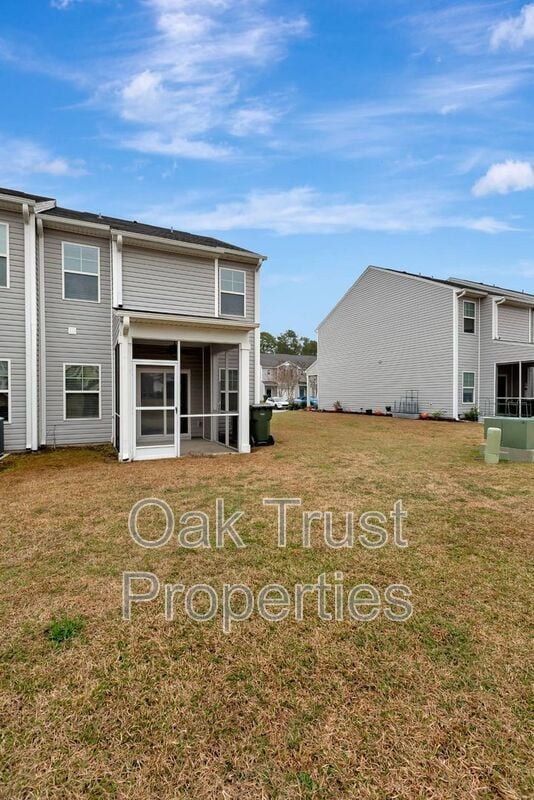 Building Photo - 504 Truman Dr