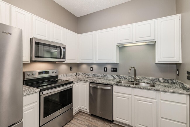 Building Photo - 770 Cantering Hills Way