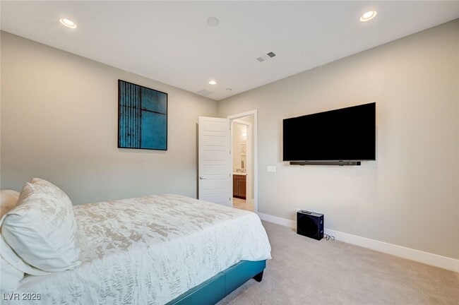 Building Photo - 4056 Desert Trce Ct