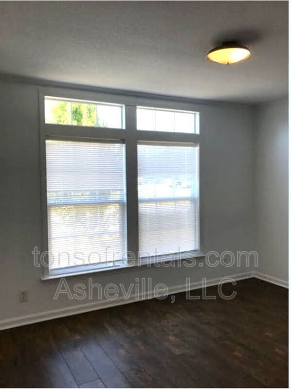 Building Photo - 89 Fickley Dr