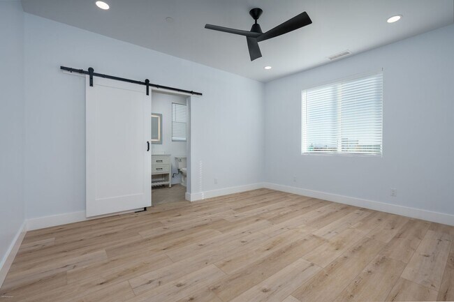 Building Photo - 15NAD