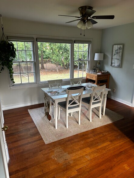 Building Photo - 1334 Columbia Dr