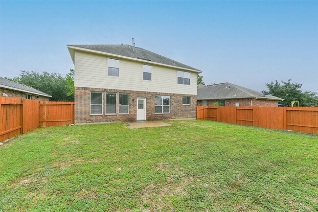 Building Photo - 5418 Lilac Grove Ln