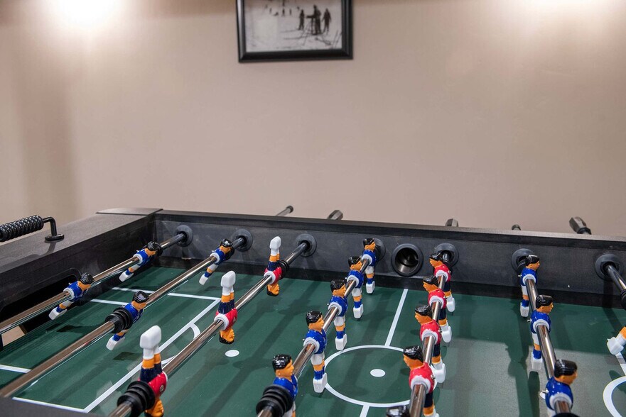 Building Photo - 1591 Fischer Ln