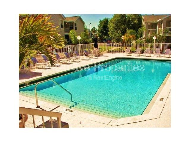 Building Photo - 2533 Grassy Point Dr