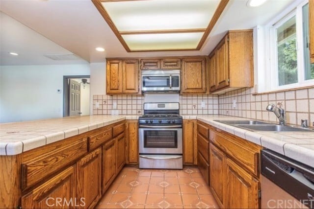 Building Photo - 26231 Larkhaven Pl