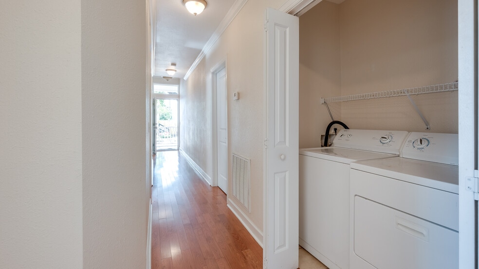 Hall Showing Laundry Closet - 536 E Gwinnett St