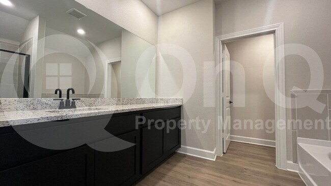 Building Photo - 1000 Princeton Hts Blvd