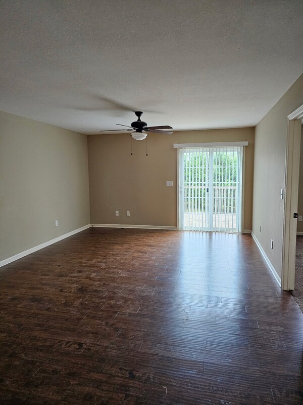 Building Photo - 228 Vanover Ln