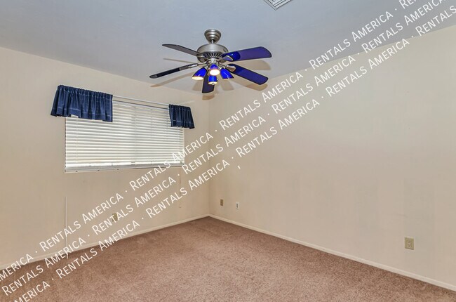 Building Photo - 9449 E Star Water Dr
