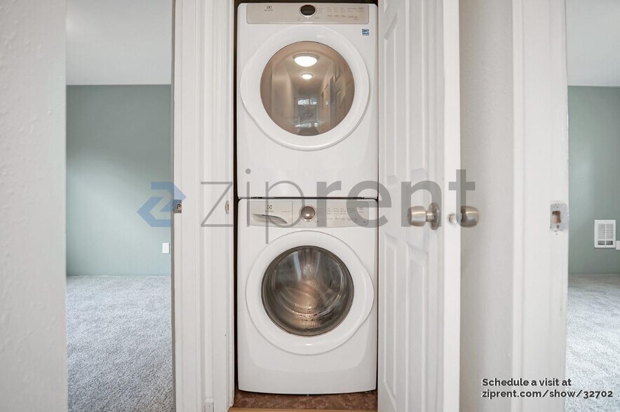 Building Photo - 5528 180th St SW