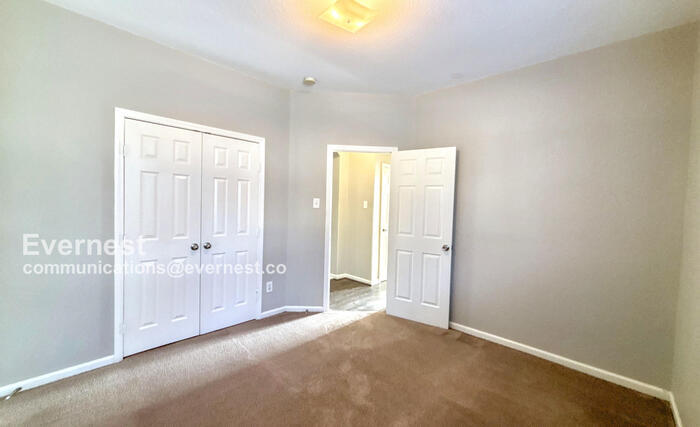 Building Photo - 21303 Bella Flora Ct