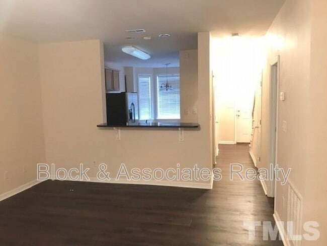 Building Photo - 5504 Bradford Pear Ct