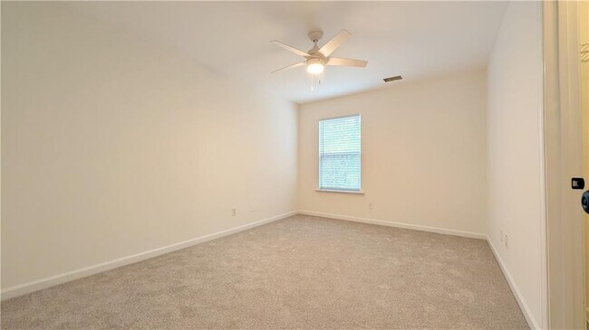 Building Photo - 521 Windstone Trail