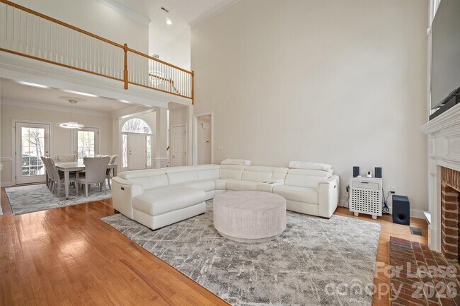 Building Photo - 12004 Camargo Ct