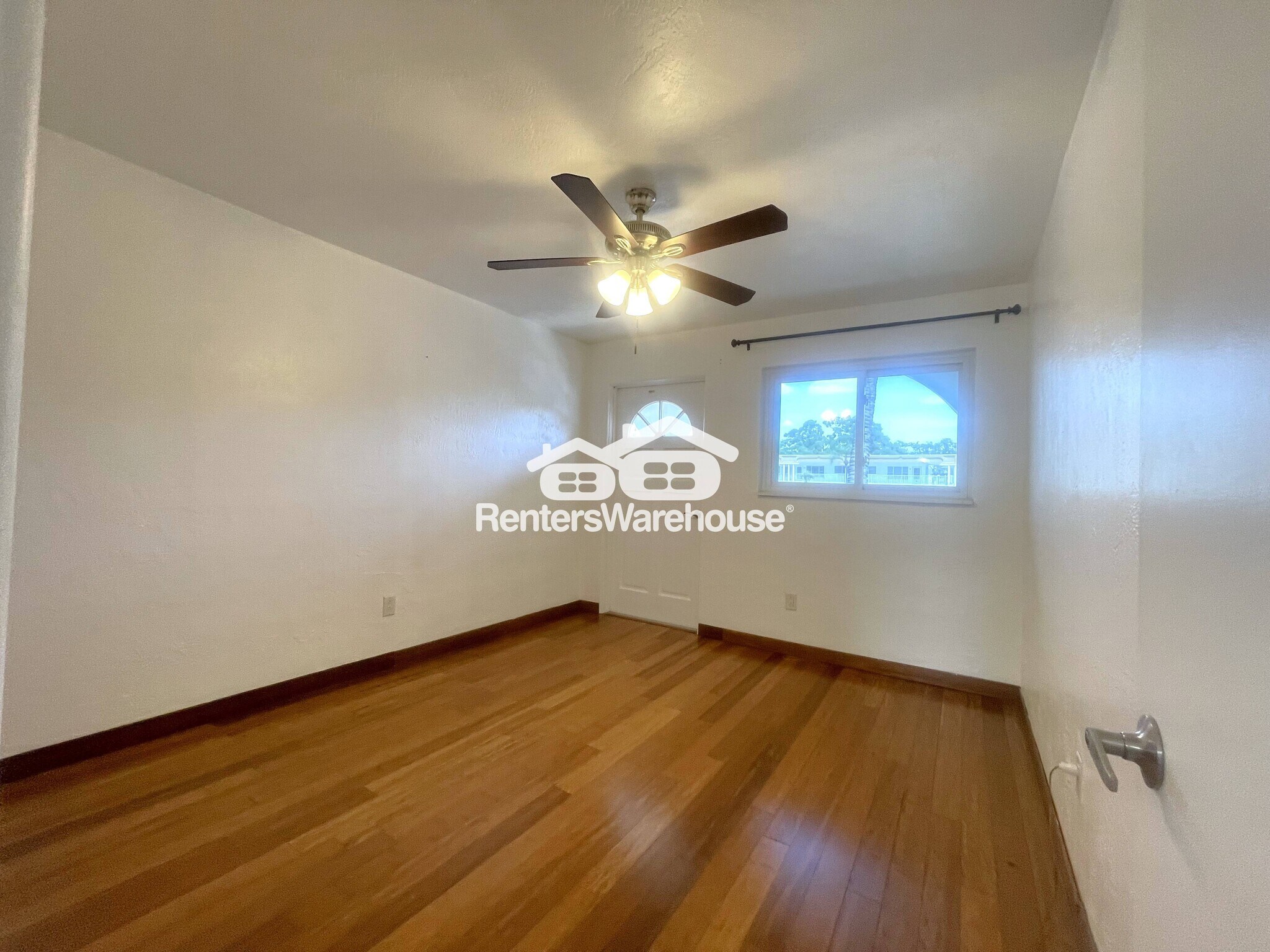 Building Photo - 2433 Brazilia Dr