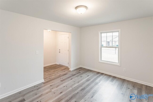 Building Photo - 276 Fenrose Dr
