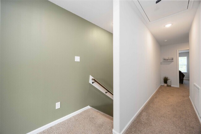 Building Photo - 5111 Firnat St