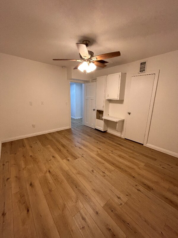 Building Photo - 1388 Hartsdale Dr