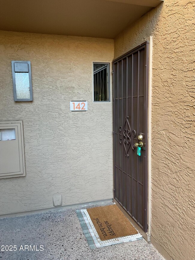 Building Photo - 7950 E Starlight Way