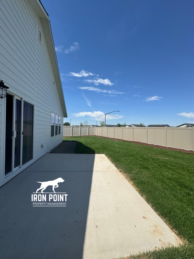 Building Photo - Brand New Home-Never Lived In w/3 car gara...