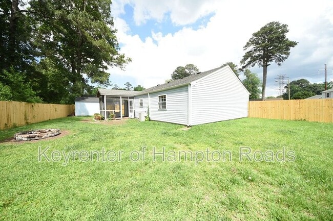 Building Photo - 31 Old Church Cir