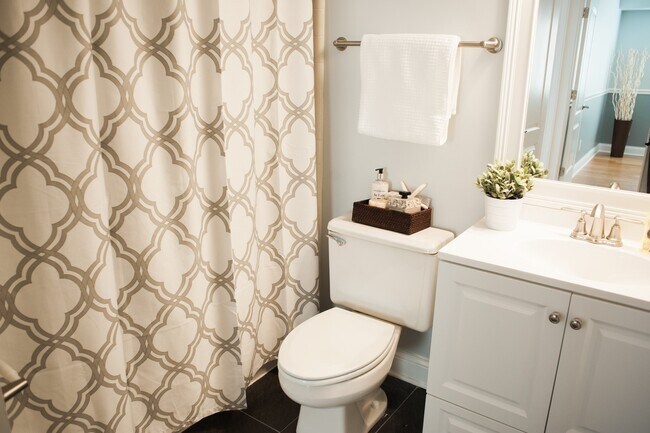 Building Photo - Flo-Mar Terraces