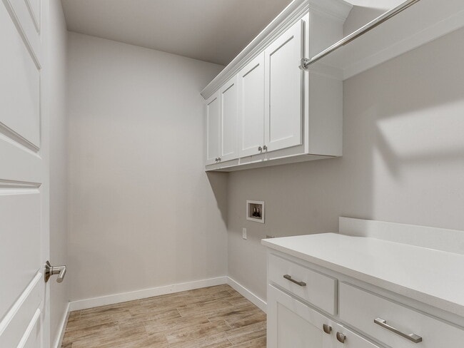 Building Photo - 1463 Hickory Trl